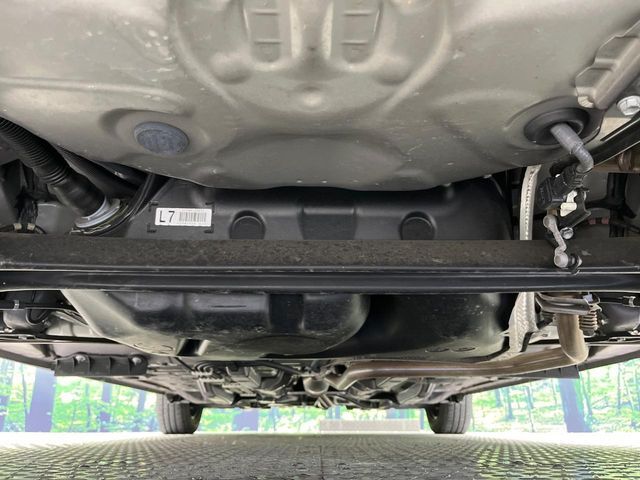 TOYOTA VITZ 2019 Image 31