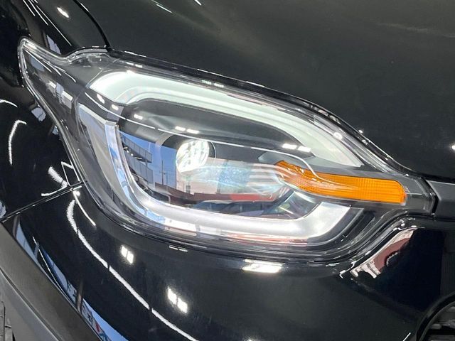 TOYOTA SIENTA HYBRID 2024 Image 31