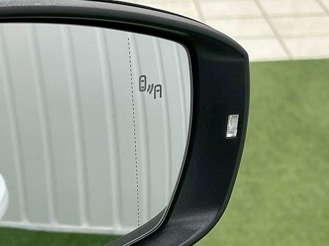 VOLKSWAGEN T-ROC 2022 Image 31