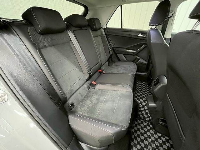 VOLKSWAGEN T-ROC 2022 Image 31