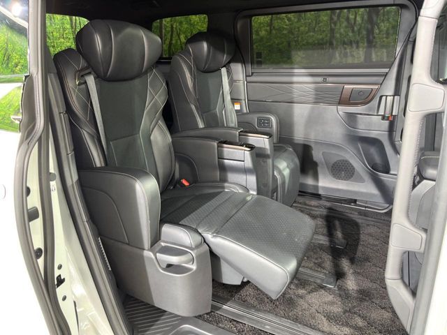 TOYOTA VELLFIRE  HYBRID 2024 Image 31