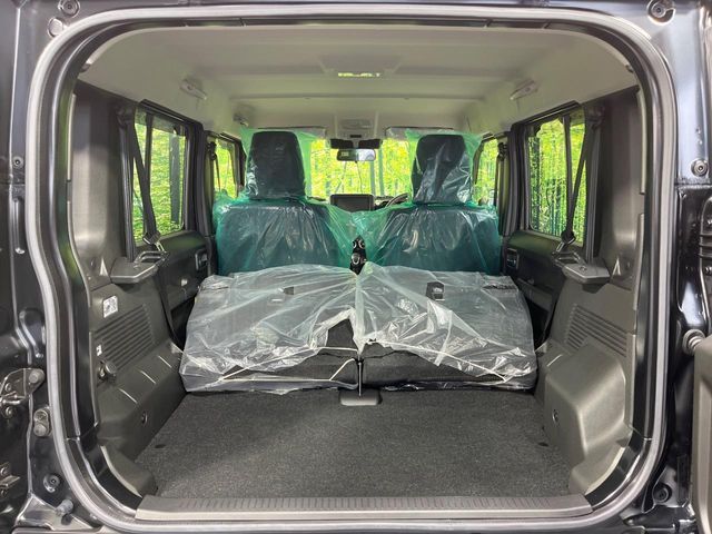 SUZUKI JIMNY NOMADE 2025 Image 31