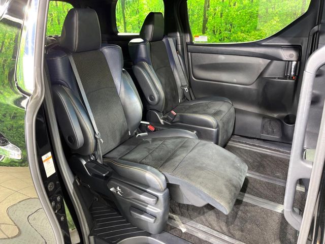 TOYOTA VELLFIRE 2018 Image 31