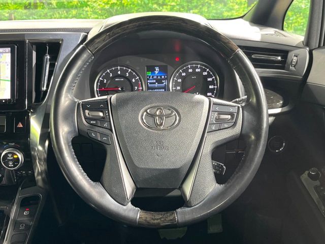 TOYOTA VELLFIRE 2018 Image 31