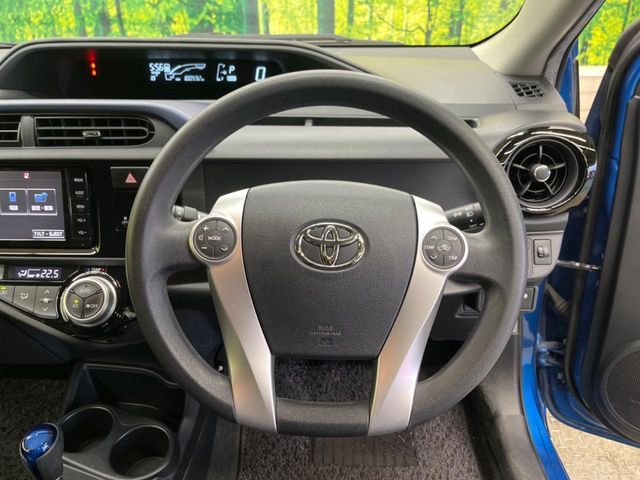 TOYOTA AQUA 2015 Image 31