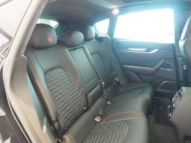 MASERATI LEVANTE 2020 Image 31