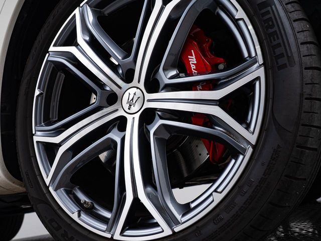 MASERATI LEVANTE 2023 Image 31