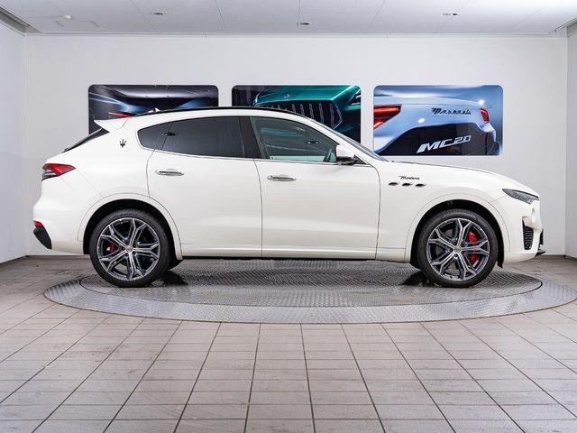 MASERATI LEVANTE 2023 Image 31