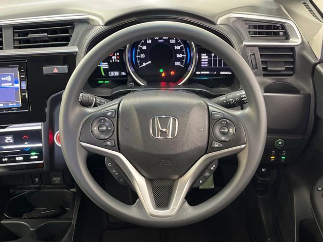 HONDA FIT HYBRID 2018 Image 31