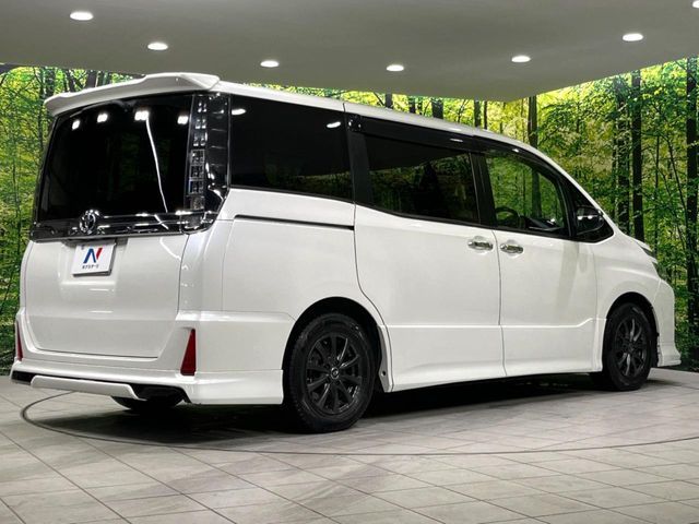 TOYOTA VOXY 4WD 2015 Image 31