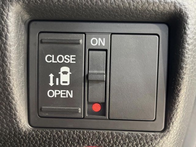 HONDA N BOX CUSTOM 2019 Image 31