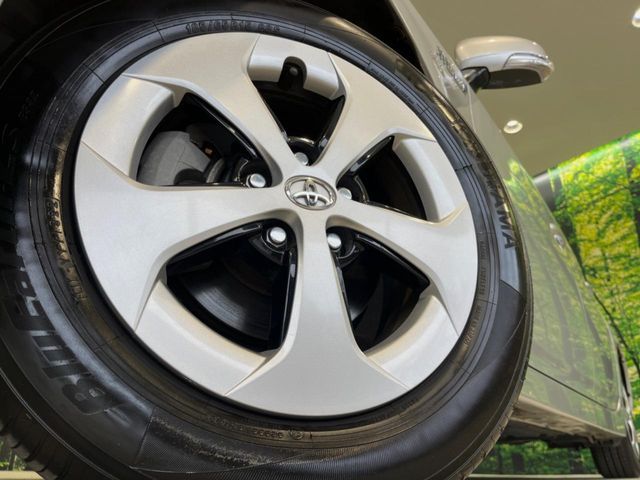 TOYOTA PRIUS 2014 Image 31