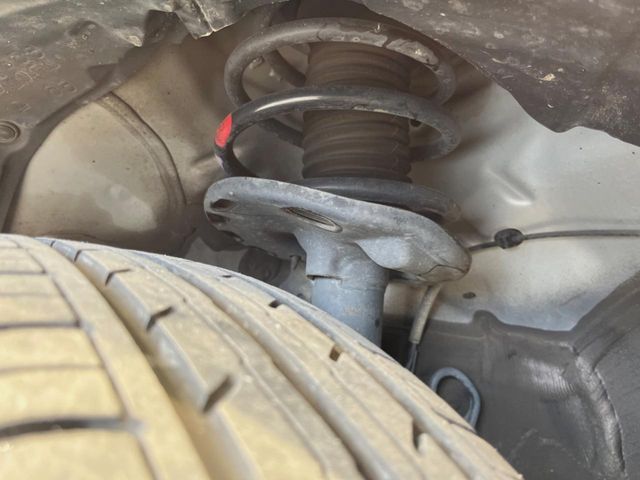 TOYOTA PRIUS 2014 Image 31