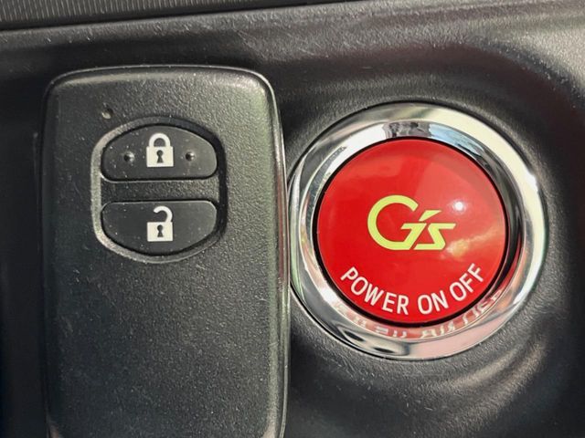 TOYOTA AQUA 2015 Image 31