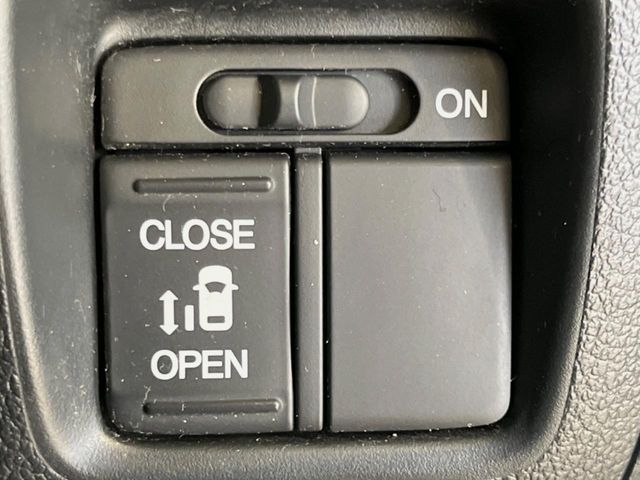 HONDA N BOX CUSTOM 2015 Image 31