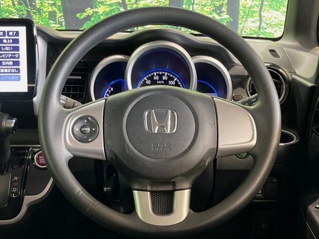 HONDA N BOX CUSTOM 2015 Image 31