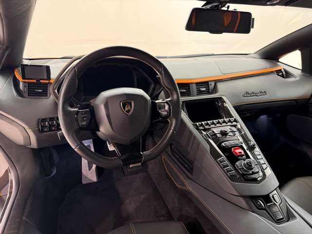 LAMBORGHINI AVENTADO 2017 Image 31