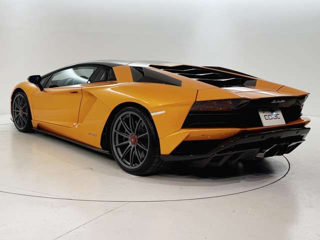 LAMBORGHINI AVENTADO 2017 Image 31