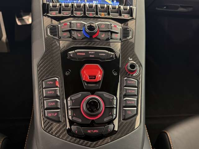 LAMBORGHINI AVENTADO 2017 Image 31