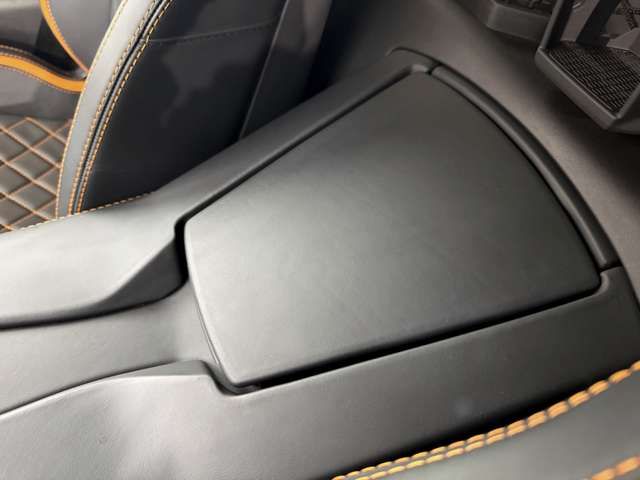 LAMBORGHINI AVENTADO 2017 Image 31