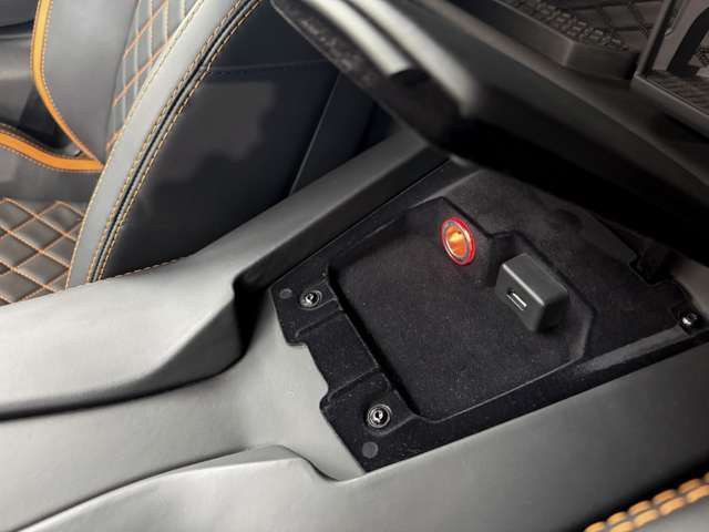 LAMBORGHINI AVENTADO 2017 Image 31