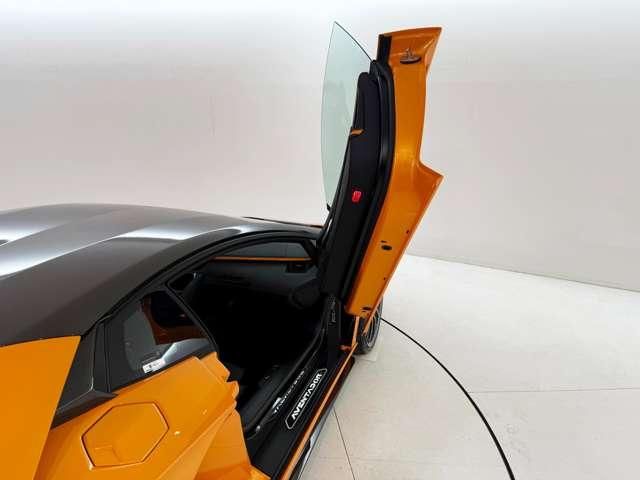 LAMBORGHINI AVENTADO 2017 Image 31