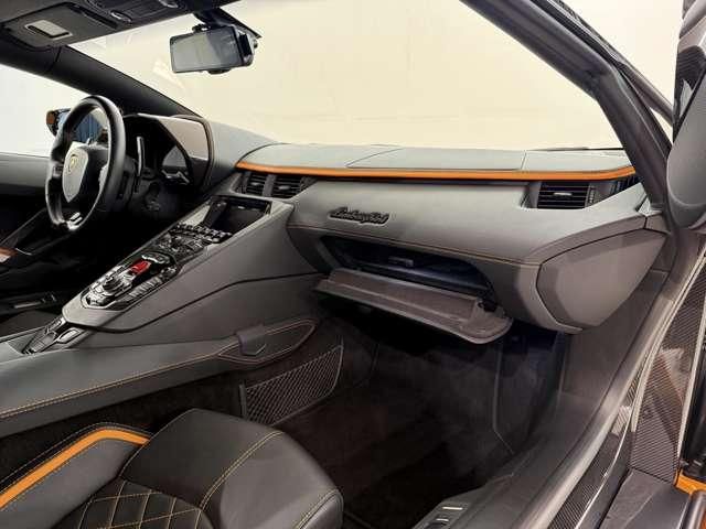 LAMBORGHINI AVENTADO 2017 Image 31