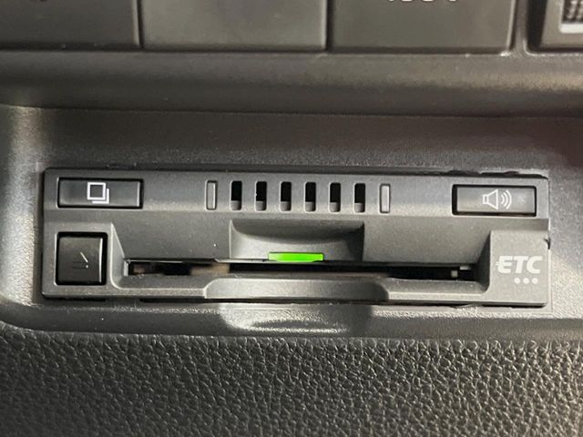 TOYOTA AQUA 2023 Image 31