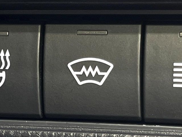 TOYOTA PRIUS 4WD 2023 Image 31