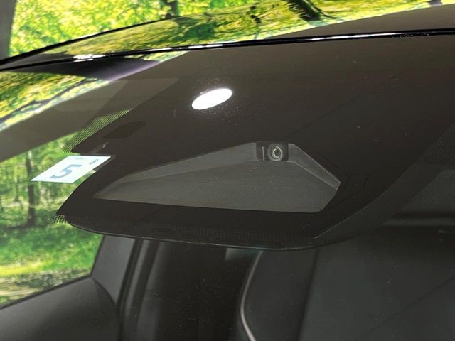 TOYOTA PRIUS 4WD 2023 Image 31