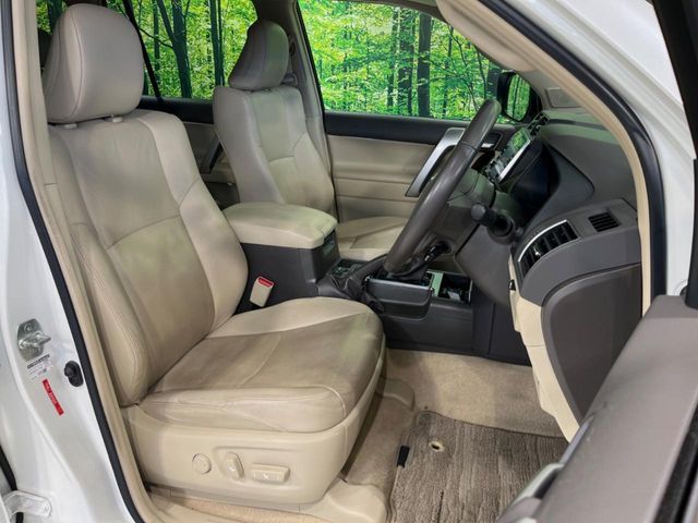 TOYOTA LANDCRUISER PRADO 2022 Image 31