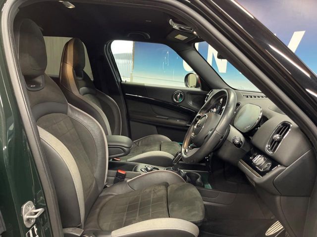 BMW MINI CROSSOVER 2022 Image 31