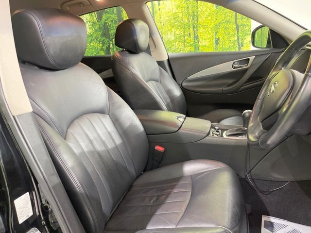 NISSAN SKYLINE CROSSOVER 2012 Image 31