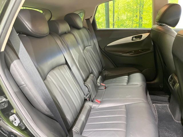 NISSAN SKYLINE CROSSOVER 2012 Image 31