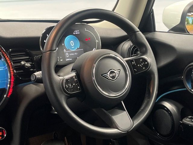 BMW MINI COOPER D 2023 Image 31