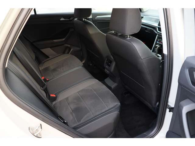 VOLKSWAGEN T-ROC 2025 Image 31