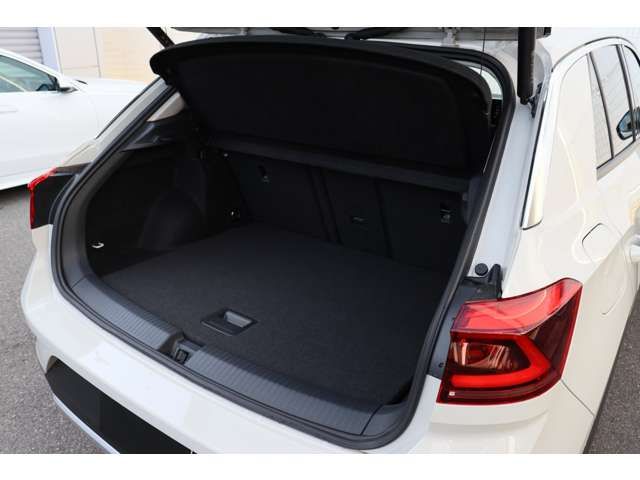 VOLKSWAGEN T-ROC 2025 Image 31