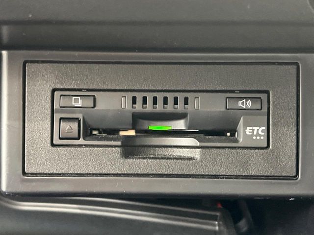 TOYOTA LANDCRUISER PRADO 2019 Image 31