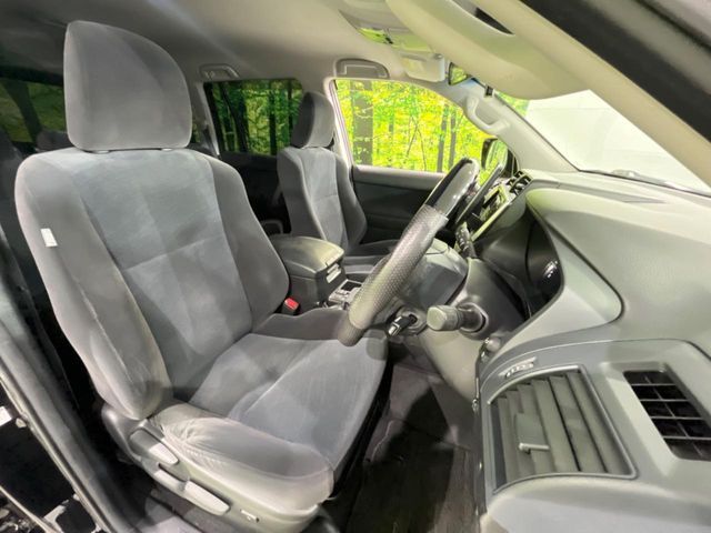 TOYOTA LANDCRUISER PRADO 2019 Image 31