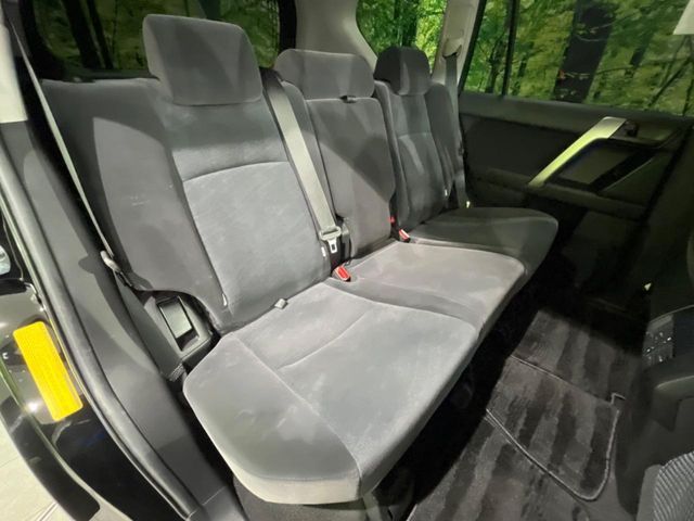 TOYOTA LANDCRUISER PRADO 2019 Image 31