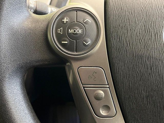 TOYOTA PRIUS ALPHA 2015 Image 31