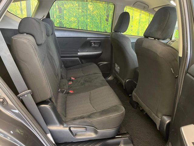 TOYOTA PRIUS ALPHA 2015 Image 31