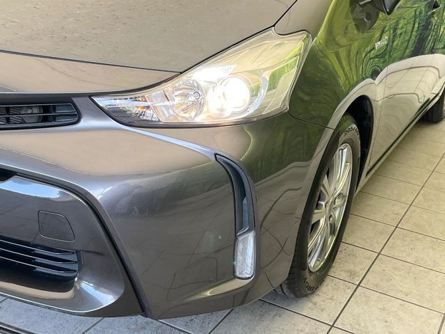 TOYOTA PRIUS ALPHA 2015 Image 31