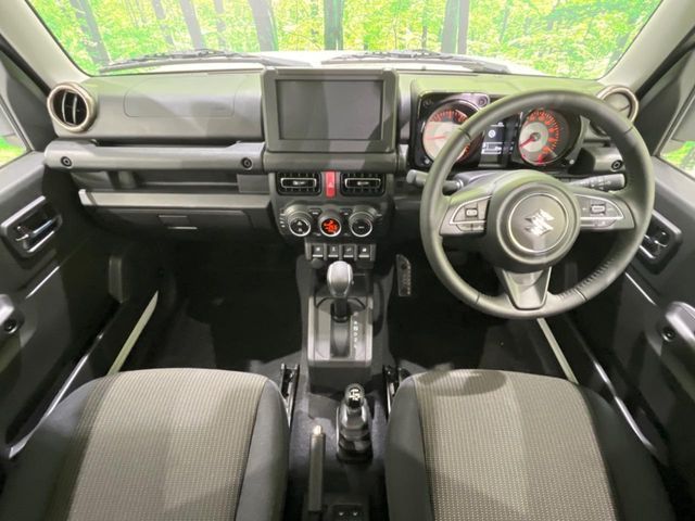 SUZUKI JIMNY NOMADE 2025 Image 31