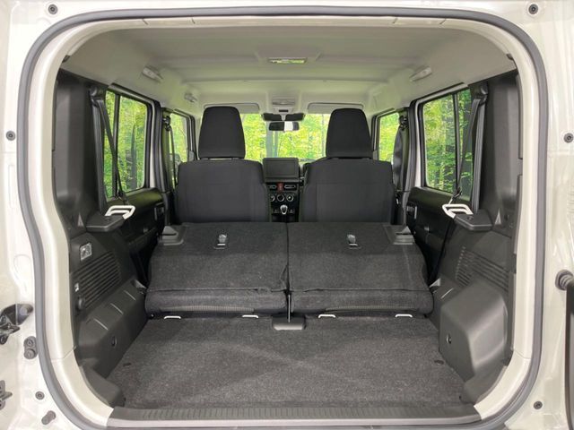 SUZUKI JIMNY NOMADE 2025 Image 31