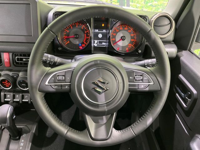 SUZUKI JIMNY NOMADE 2025 Image 31