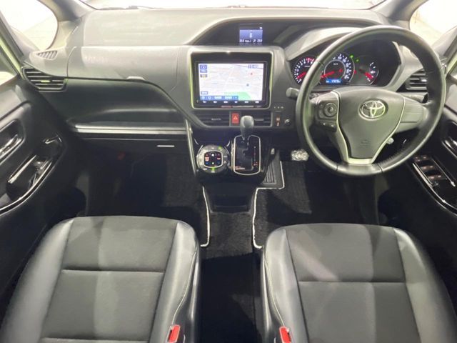 TOYOTA NOAH 4WD 2019 Image 31