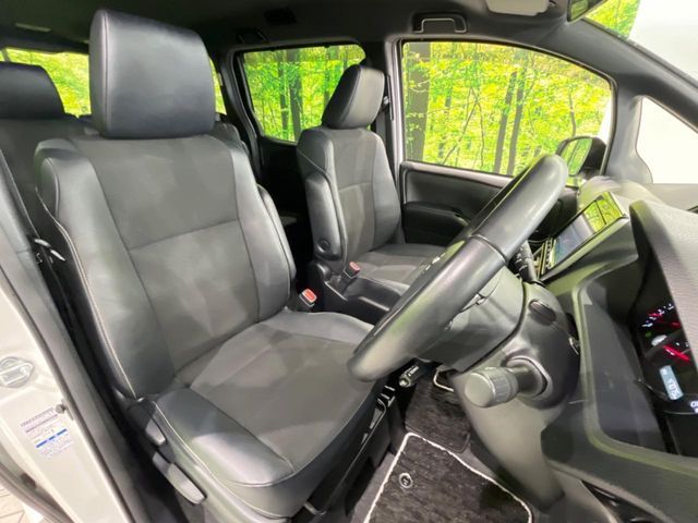 TOYOTA NOAH 4WD 2019 Image 31