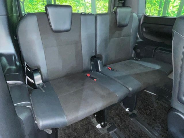 TOYOTA NOAH 4WD 2019 Image 31