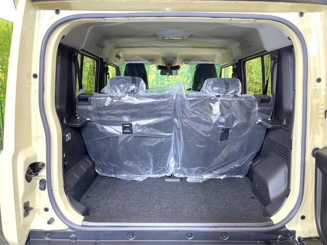 SUZUKI JIMNY NOMADE 2025 Image 31